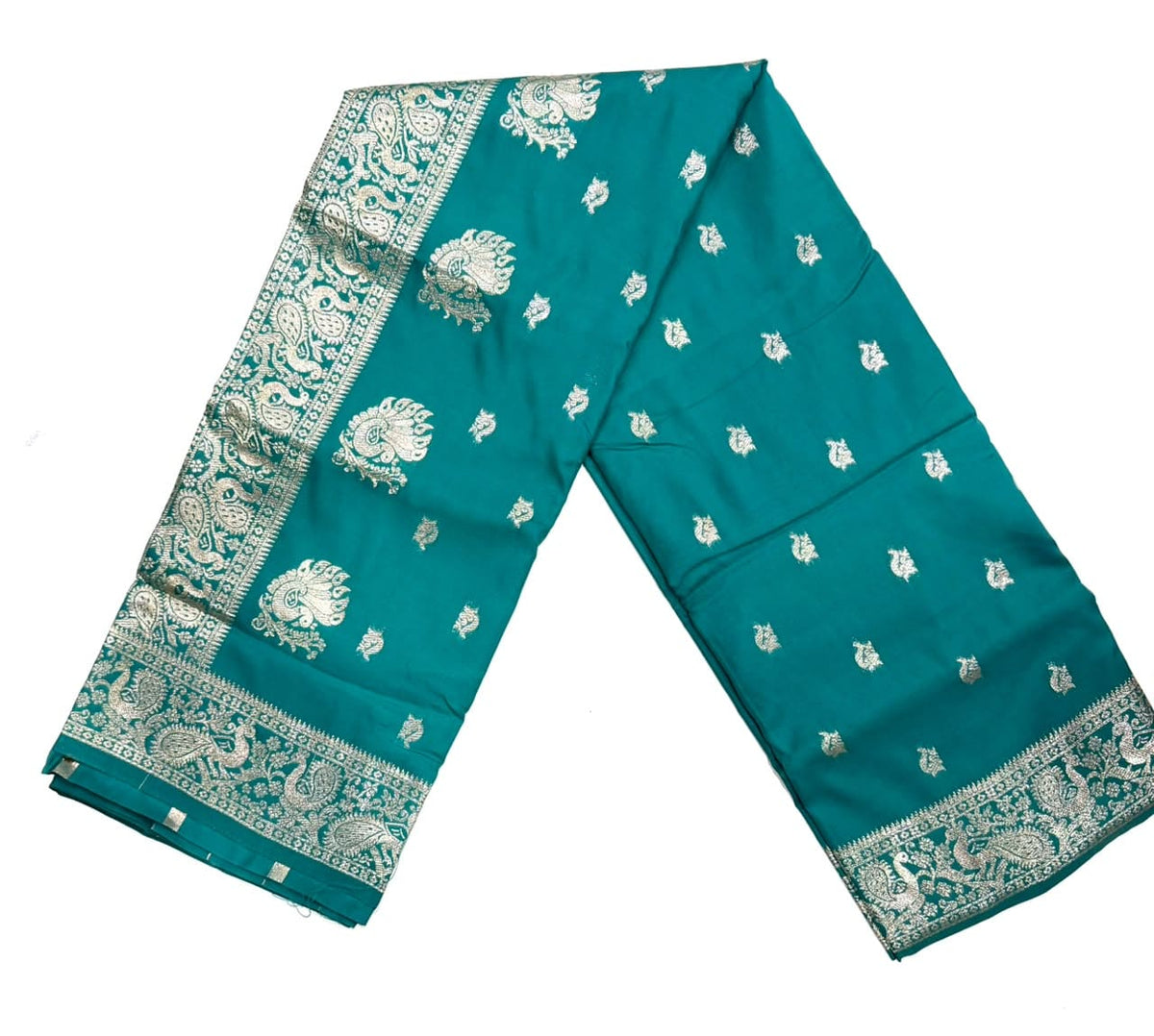 Peshwai Paithani