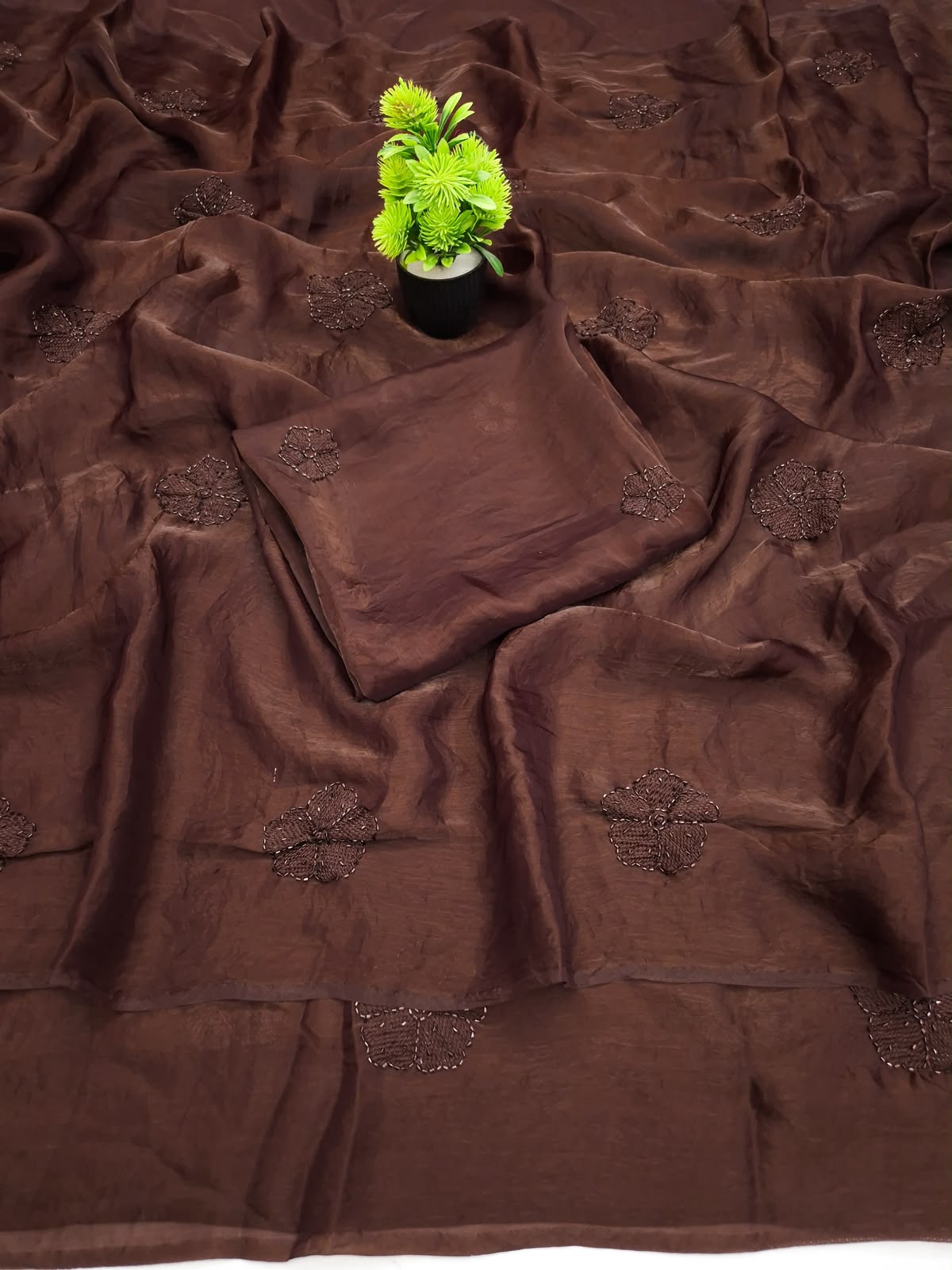 Feendy Silk Embroidery Work Saree